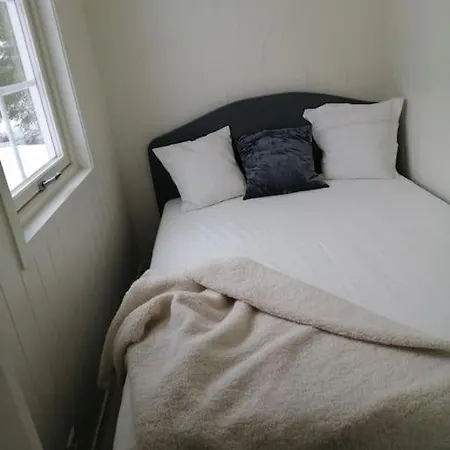 Lys Og Moderne I Bo.